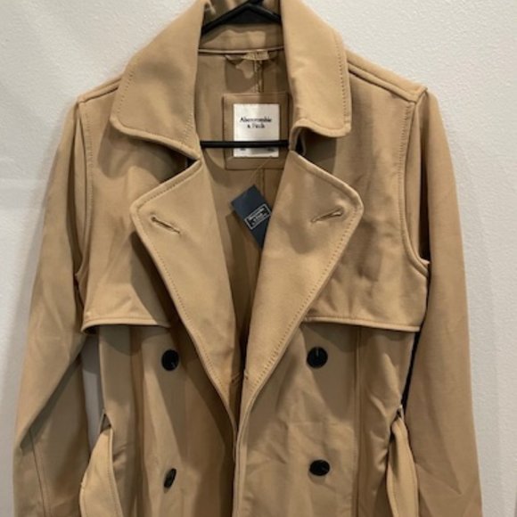 Abercrombie & Fitch Jackets & Blazers - Abercrombie & Fitch Tan Coat